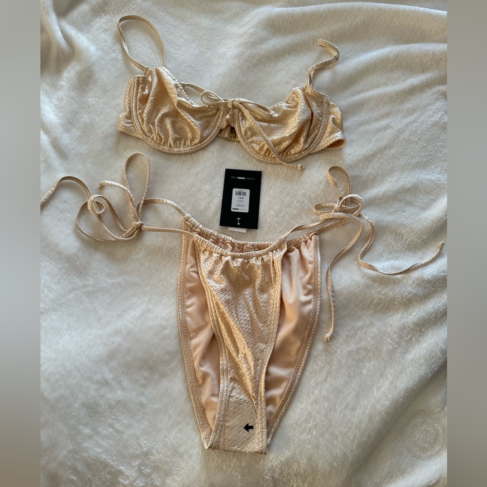 NWT Fashion Nova Palm Trees & Margaritas Underwire 2 Piece Bikini - Champagne L